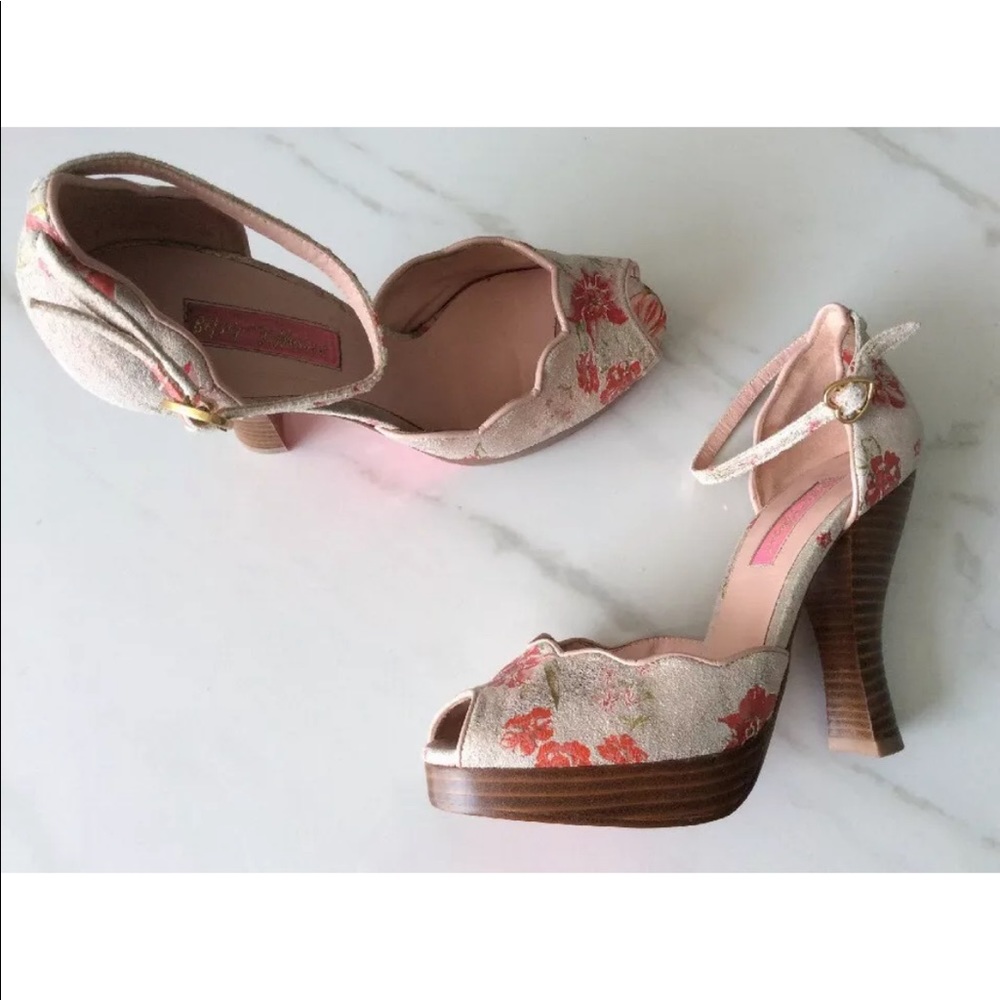 Betsey Johnson pink peep toe heels
